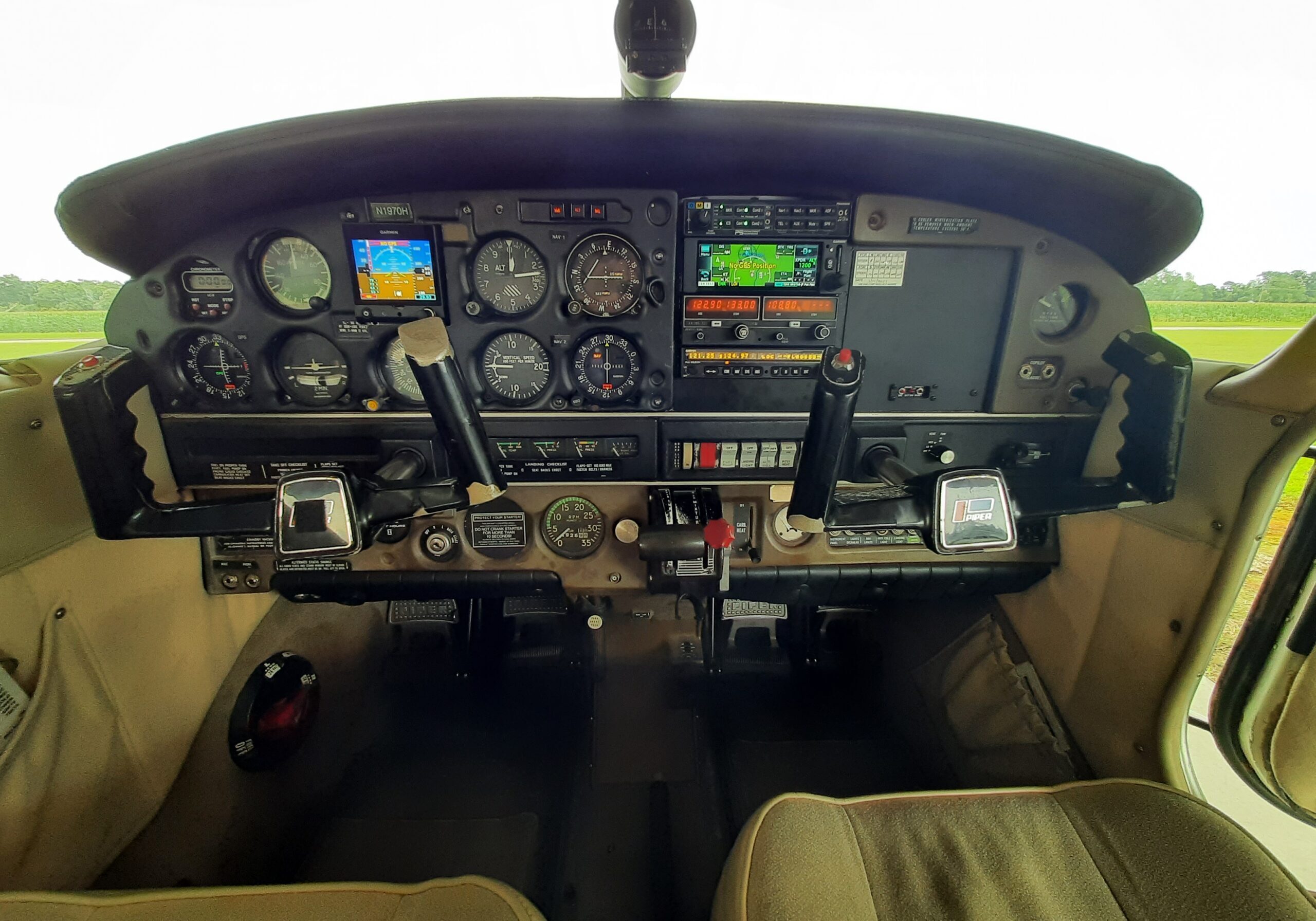 1970H Garmin G5 and Garmin 375 GPS